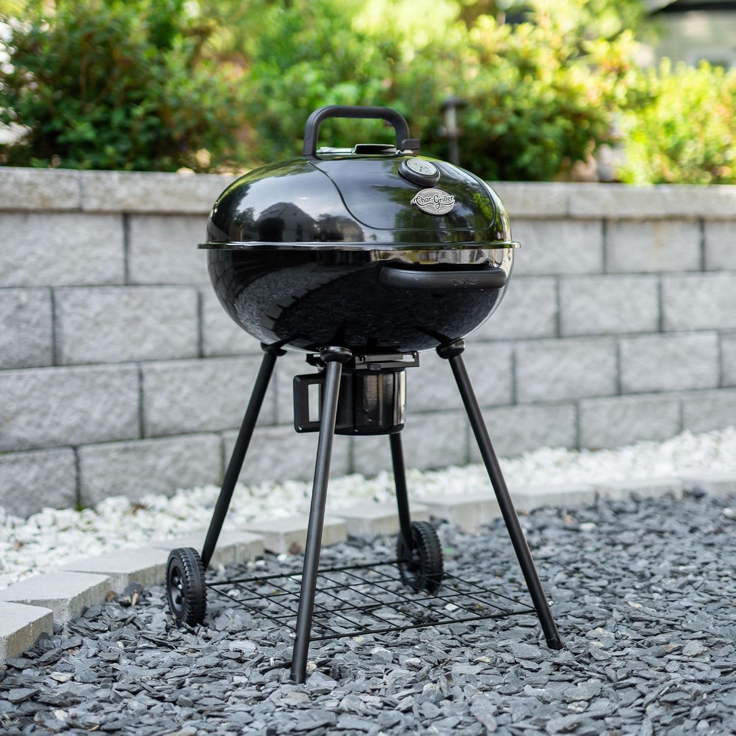 22-Inch Black Porcelain-Coated Kettle Grill And Smoker