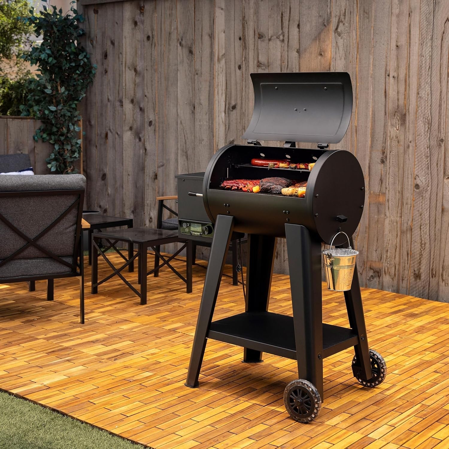 500FB2 Pellet Grill Matte Black Programmable Control