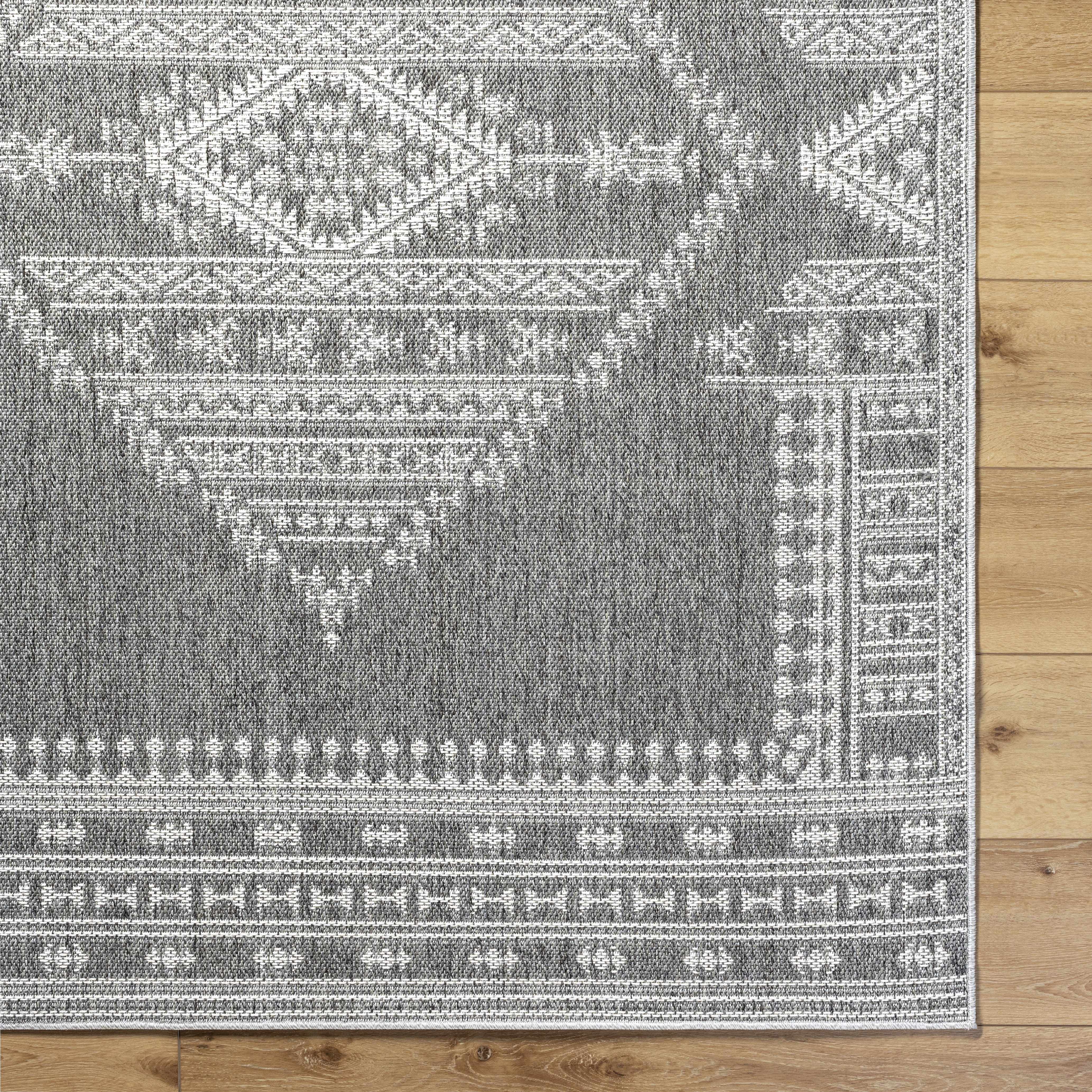 Asuman Area Rug