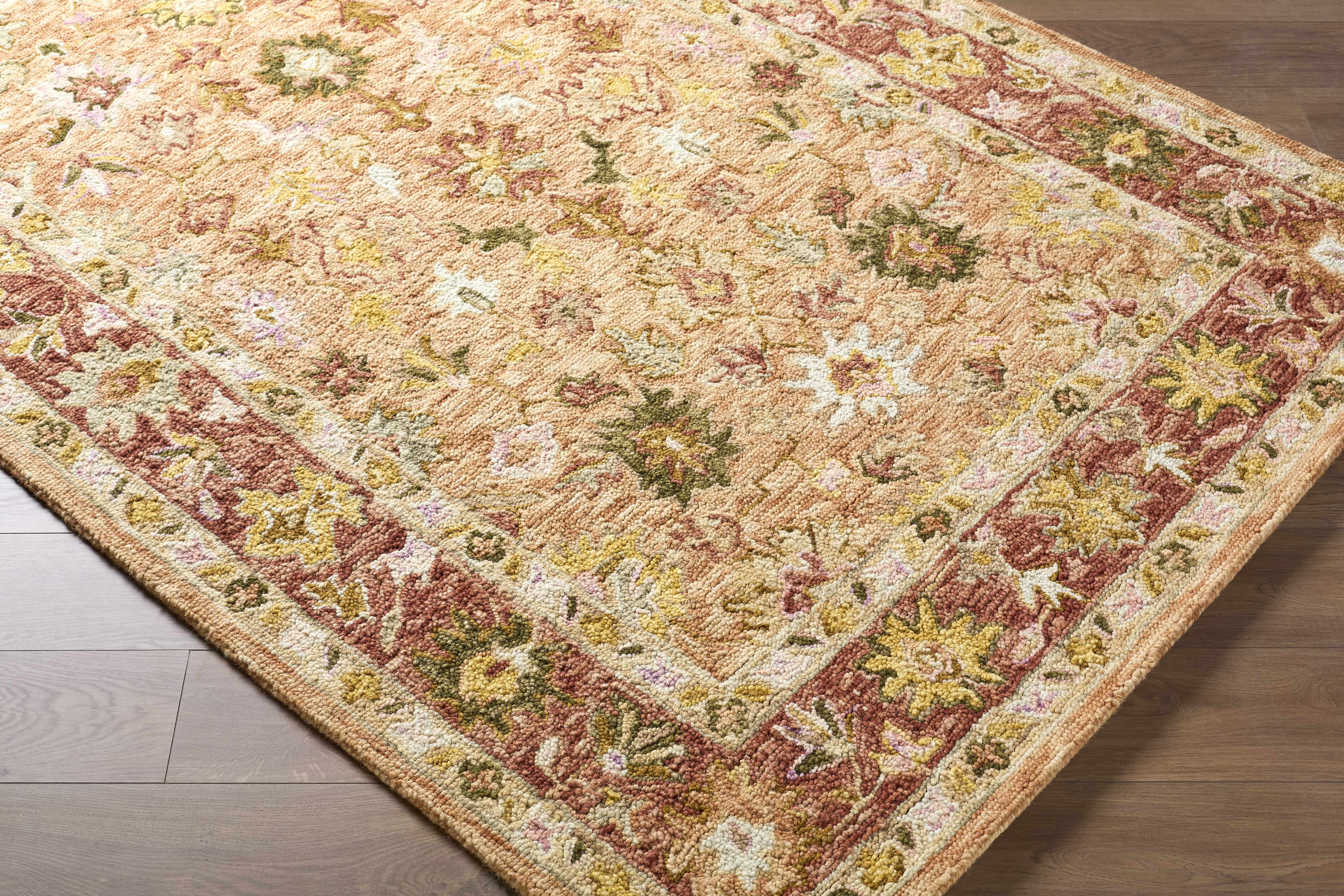 Alusia Area Rug