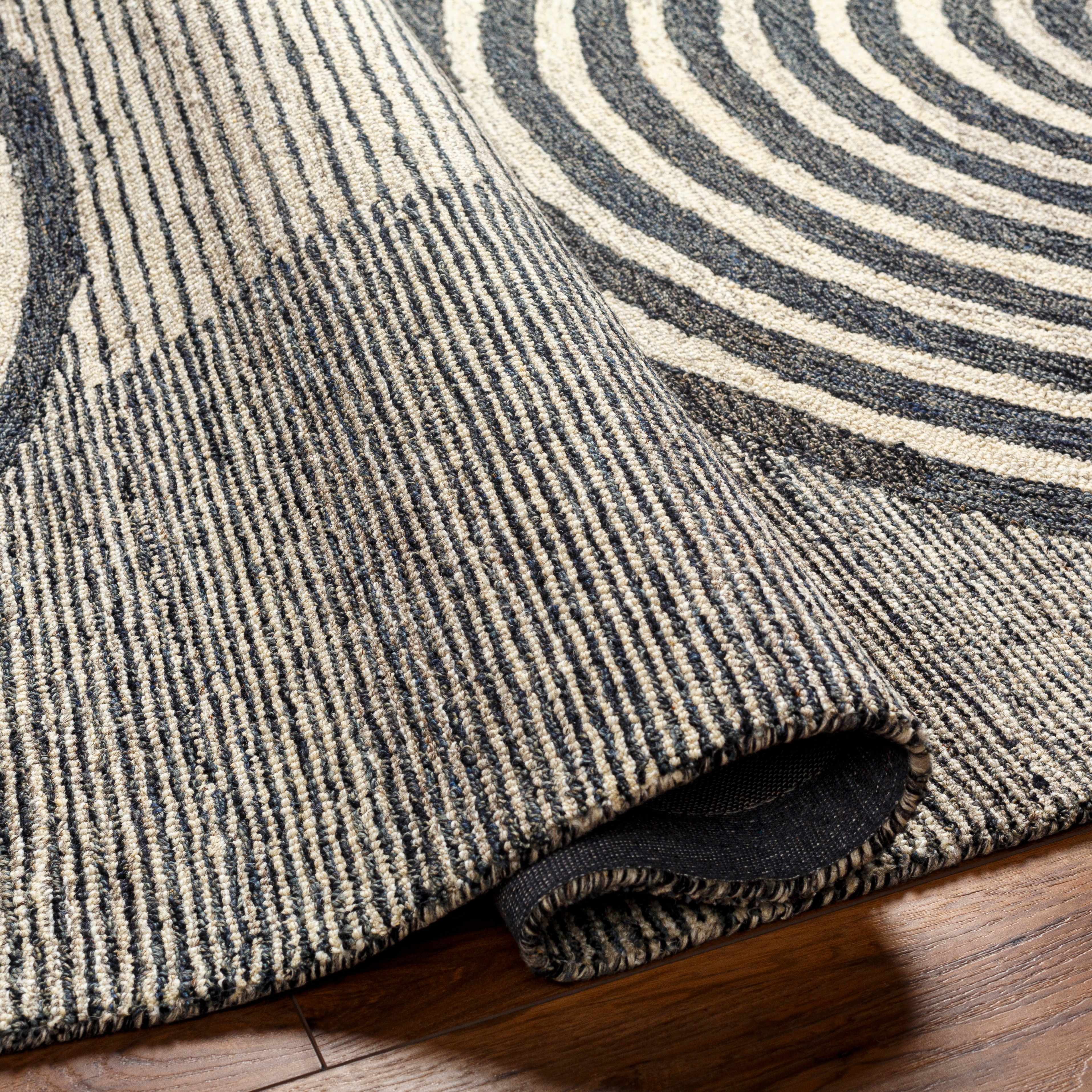 Chantesuta Modern Wool Rug